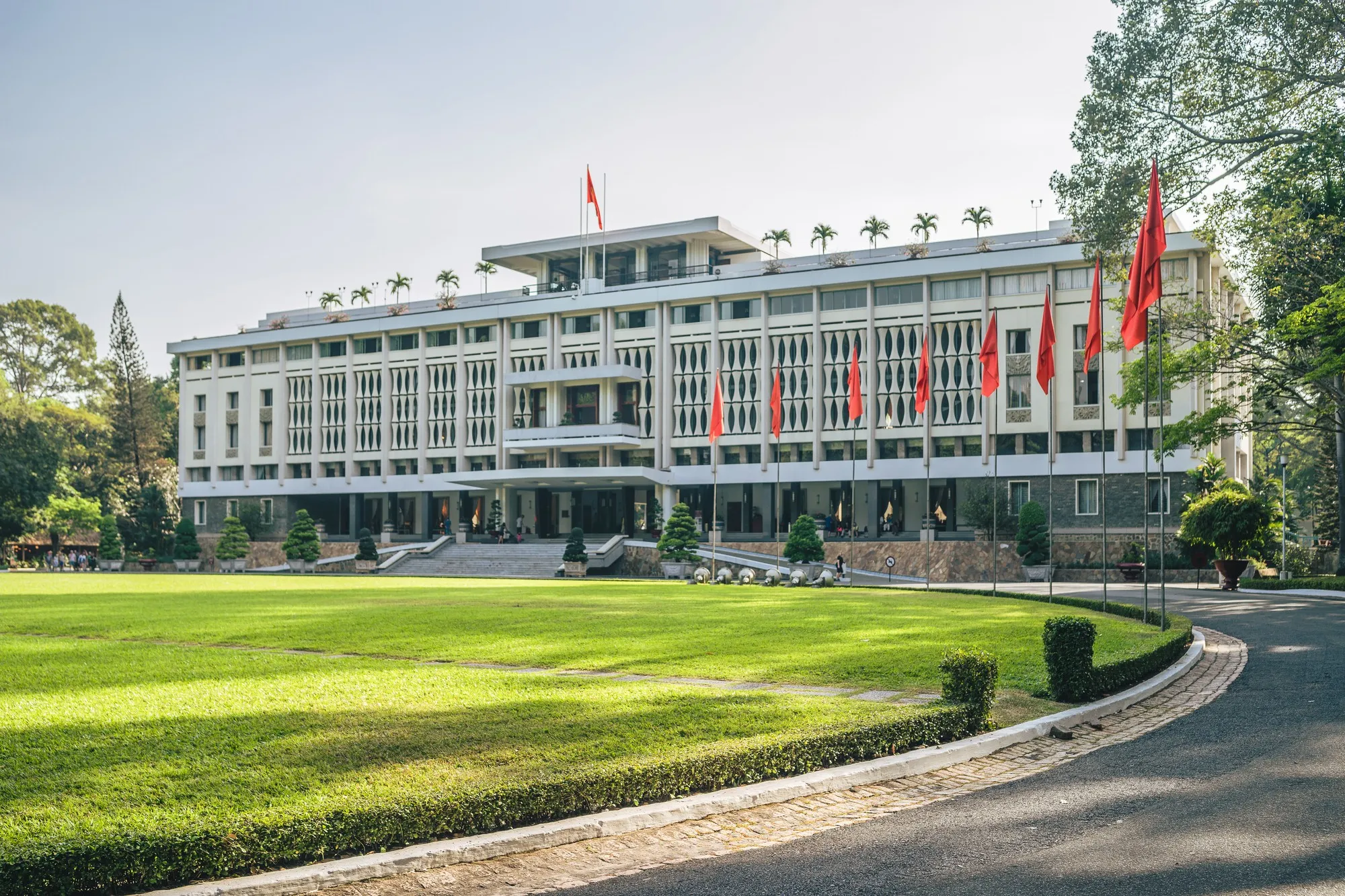 architecture-independence-palace-ho-chi-minh-city